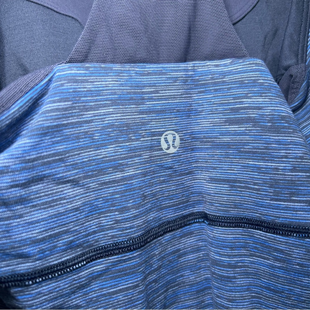 lululemon athletica Blue navy Tank Top women’s 10 active Athleisure gym workout - Picture 6 of 8